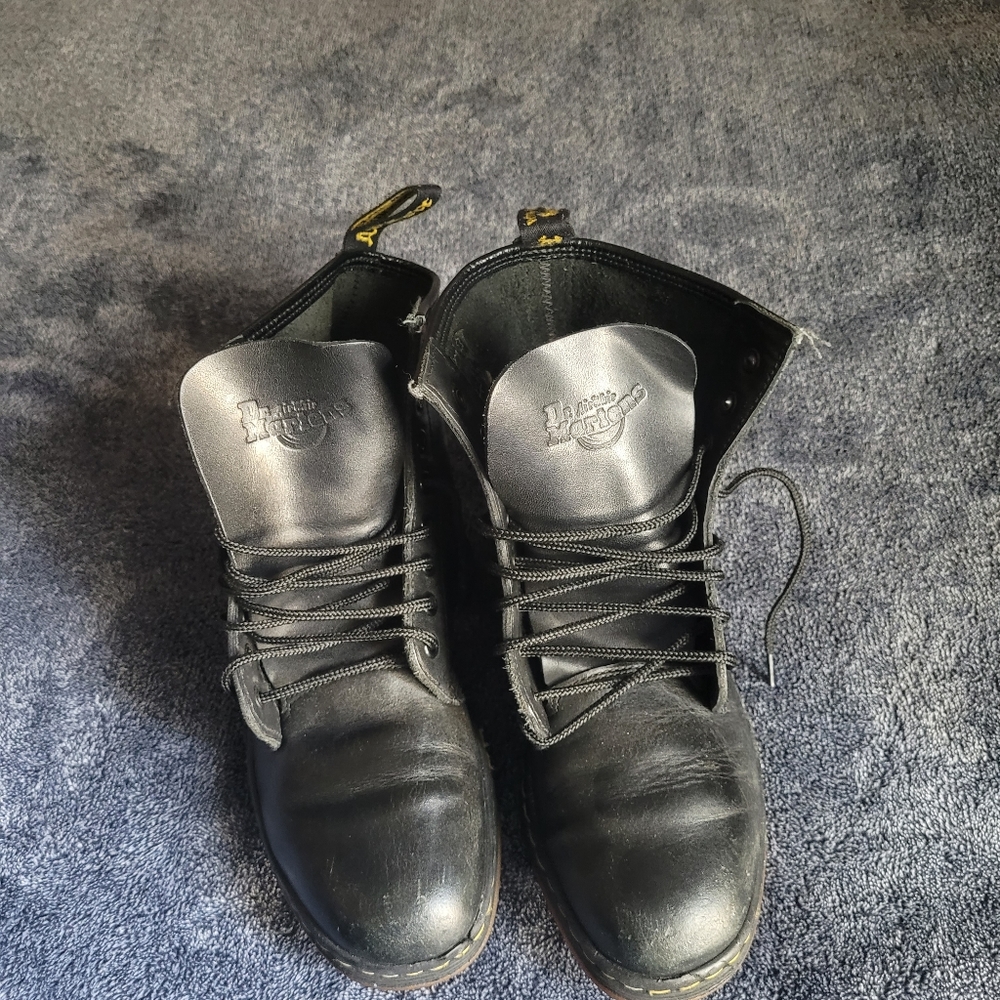 Dr Martins
